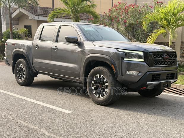 Nissan Frontier PRO-4X 2022 Gray