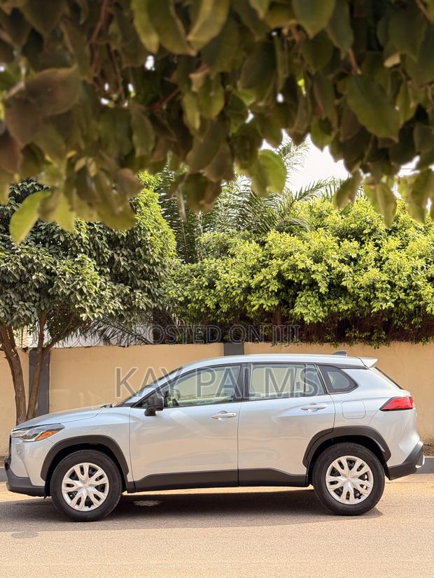 Toyota Corolla Cross 2024 Silver