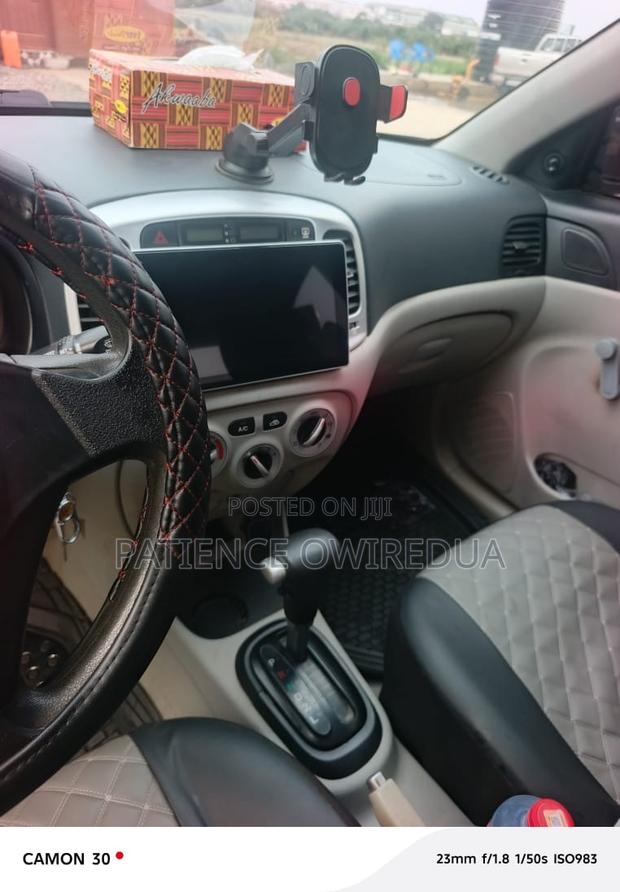 Hyundai Accent 1.6 2009 Silver