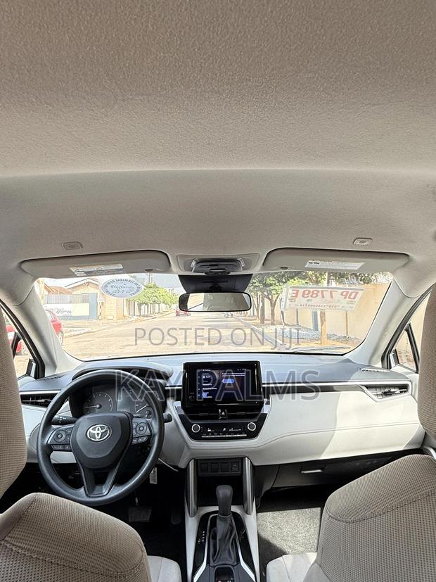 Toyota Corolla Cross 2024 Silver