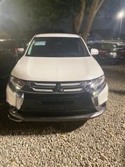 Mitsubishi Outlander SE AWC 2016 White for sale