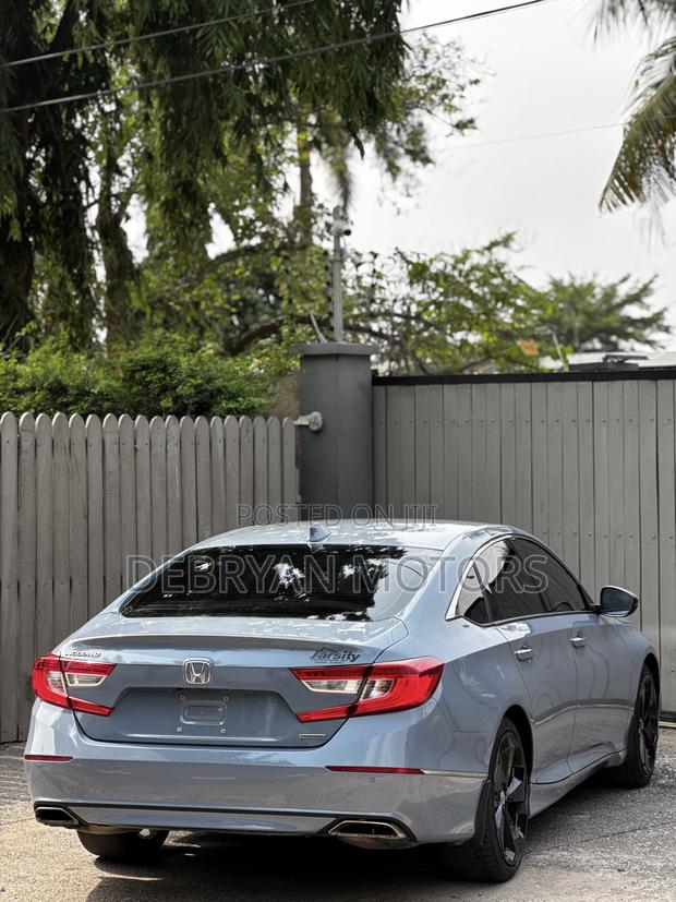 Honda Accord Touring 2018 Gray