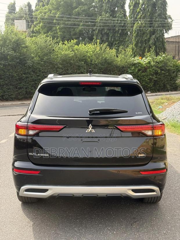 Mitsubishi Outlander SEL 2022 Black