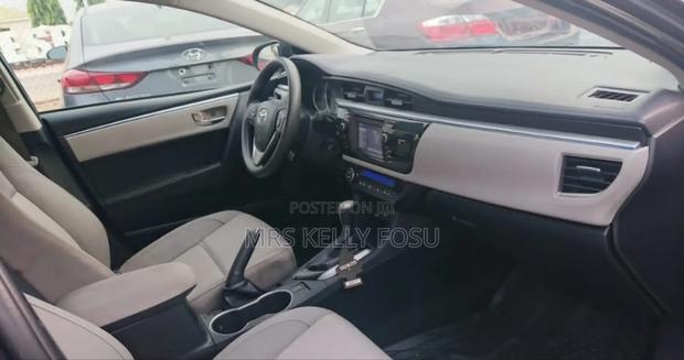 Toyota Corolla LE Eco 4dr Sedan (1.8L 4cyl CVT) 2015 Gray