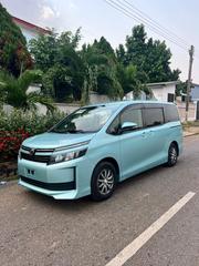 Toyota Voxy SV Premium 2014 Green for sale