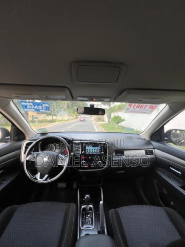 Mitsubishi Outlander 2017 Black