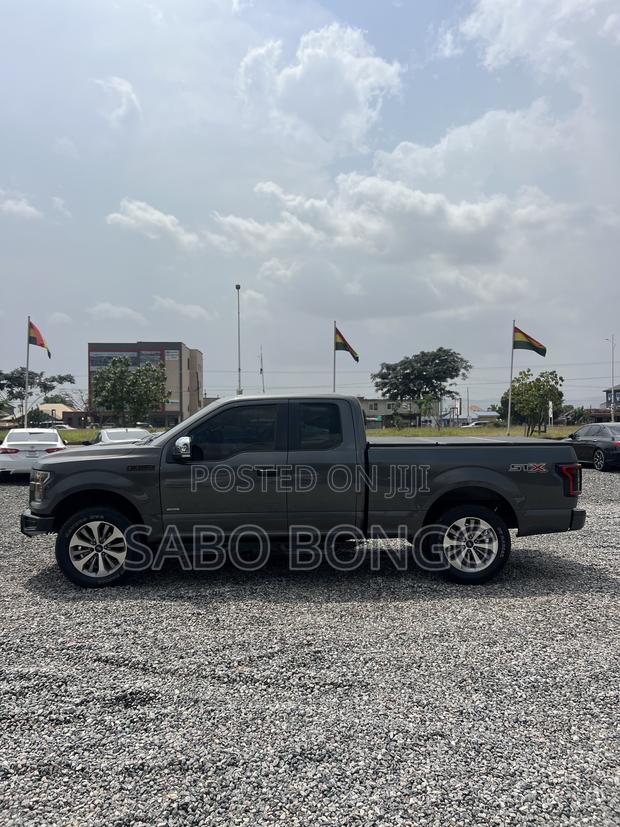 Ford F-150 XL 4x4 SuperCrew Cab Styleside 6.5 ft. box 157 in. WB 2017