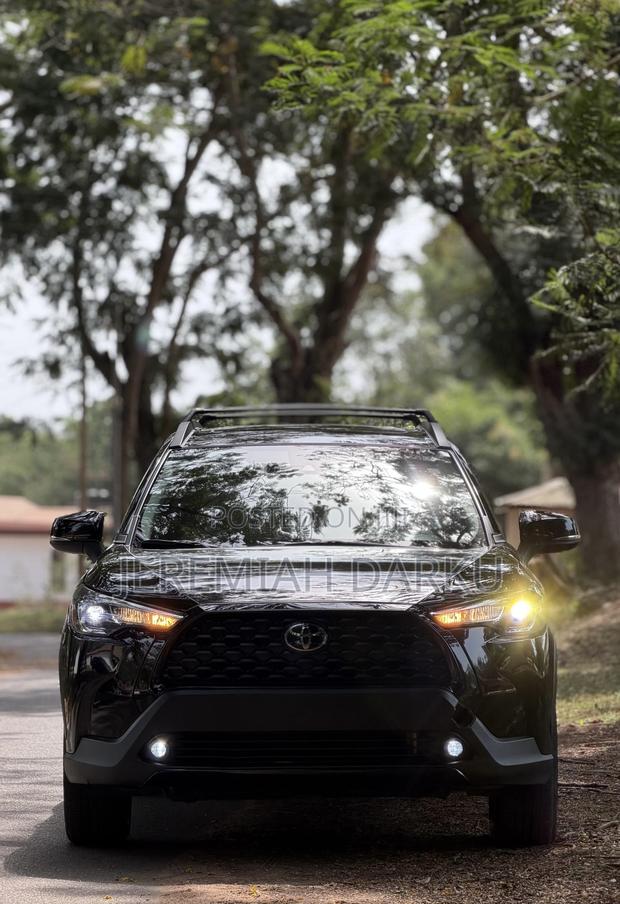 Toyota Corolla Cross 2.0 Petrol AWD 2022 Black