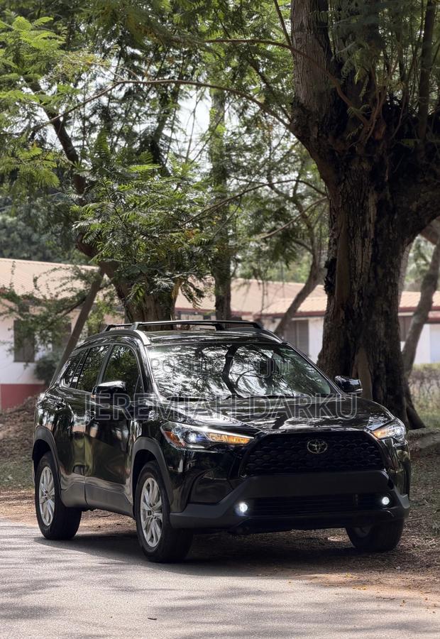 Toyota Corolla Cross 2.0 Petrol AWD 2022 Black