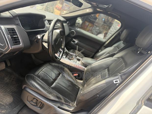 Land Rover Range Rover Sport Supercharged 2018 White