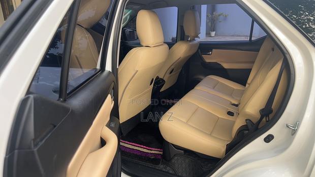 Toyota Fortuner 2.7 AWD 2016 White