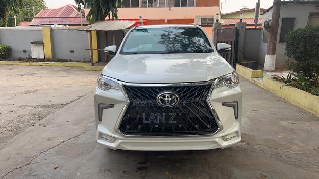Toyota Fortuner 2.7 AWD 2016 White