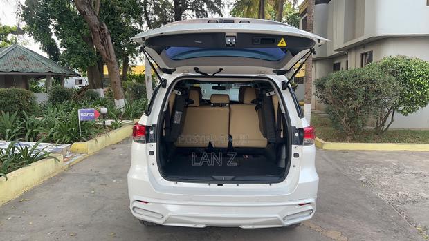 Toyota Fortuner 2.7 AWD 2016 White