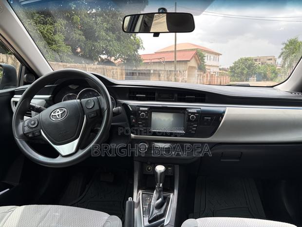 Toyota Corolla LE Eco 4dr Sedan (1.8L 4cyl CVT) 2015 Gray