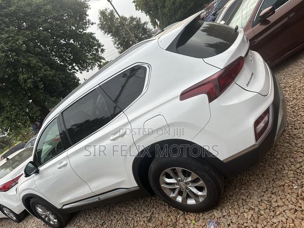 Hyundai Santa Fe SE 2.4 AWD 2020 White