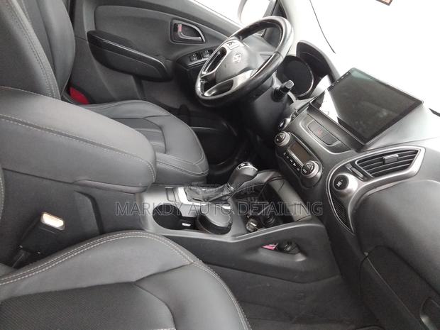 Hyundai Tucson 2014 Black