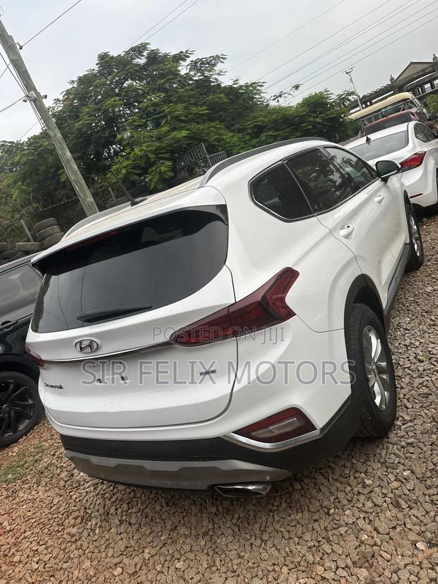 Hyundai Santa Fe SE 2.4 AWD 2020 White
