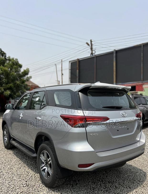 New Toyota Fortuner 2025 Silver
