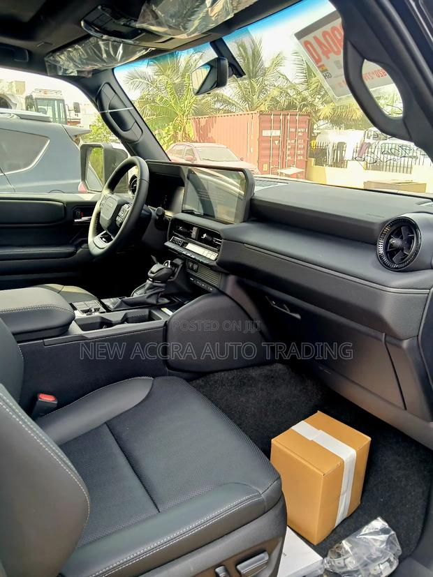 New Toyota Land Cruiser Prado 2026 Black