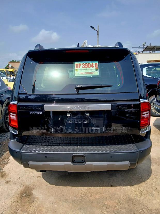 New Toyota Land Cruiser Prado 2026 Black