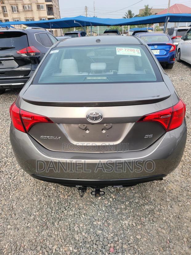 Toyota Corolla 2019 Gray