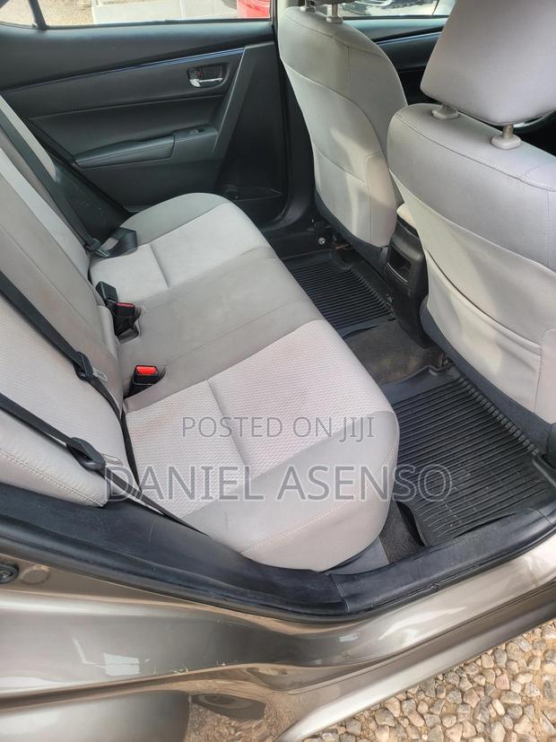 Toyota Corolla 2019 Gray