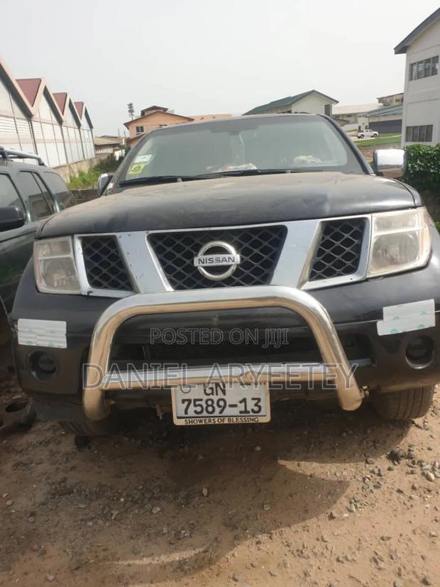 Nissan Pathfinder SE 2005 Black