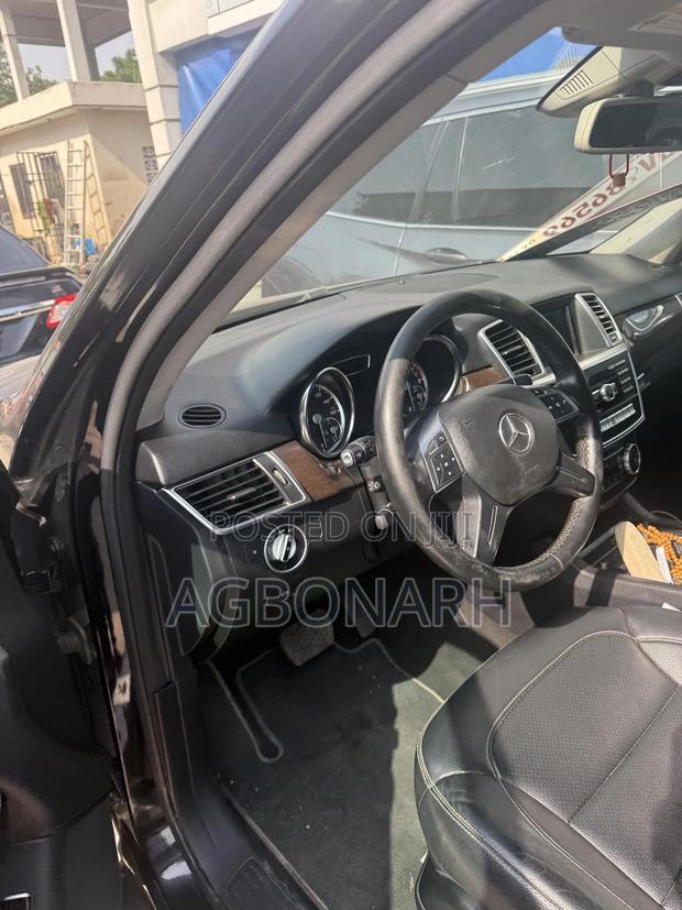 Mercedes-Benz M Class ML350 4MATIC 4dr SUV AWD (3.5L 6cyl 7A) 2015 Black
