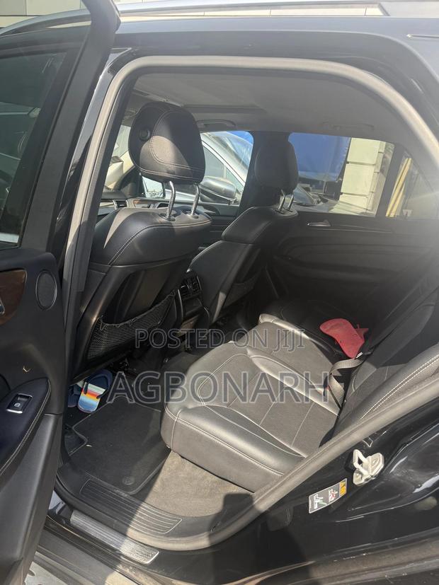 Mercedes-Benz M Class ML350 4MATIC 4dr SUV AWD (3.5L 6cyl 7A) 2015 Black