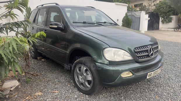 Mercedes-Benz M Class ML 320 2000 Green