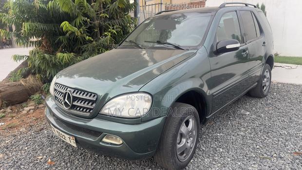 Mercedes-Benz M Class ML 320 2000 Green