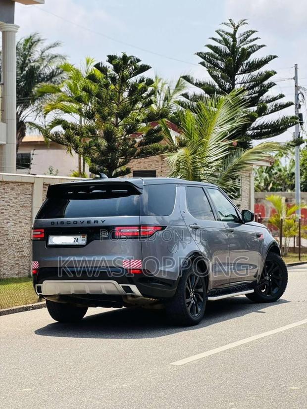 Land Rover Discovery 2020 Gray