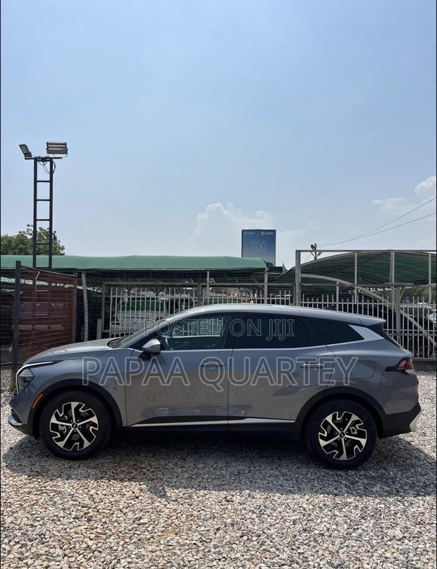 New Kia Sportage 2025 Gray