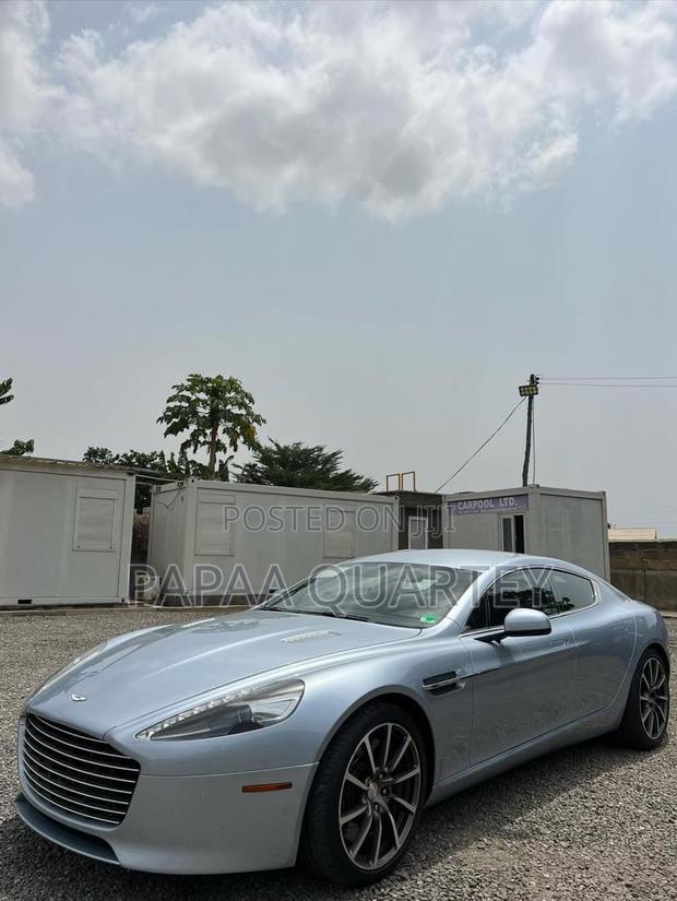 Aston Martin Vantage 2017 Silver