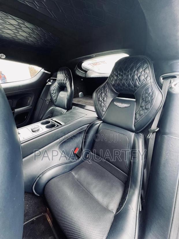 Aston Martin Vantage 2017 Silver