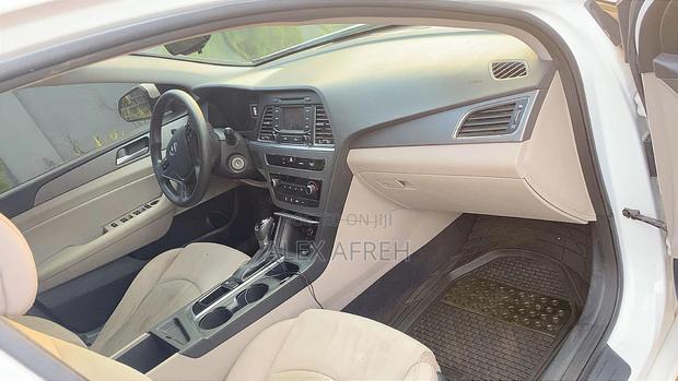 Hyundai Sonata Limited 2.0T 4dr Sedan (2.0L 4cyl Turbo 6A) 2015 White