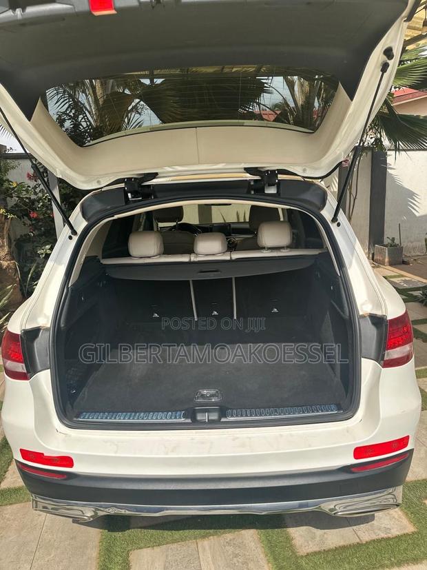 Mercedes-Benz GLC-Class 2019 White