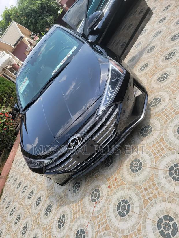 Hyundai Elantra Sport 2020 Black