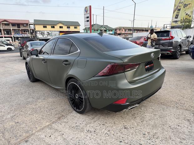 Lexus LS 2017 Gray