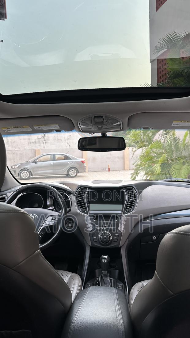 Hyundai Santa Fe 2015 White