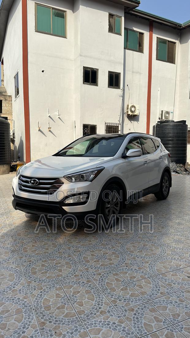 Hyundai Santa Fe 2015 White