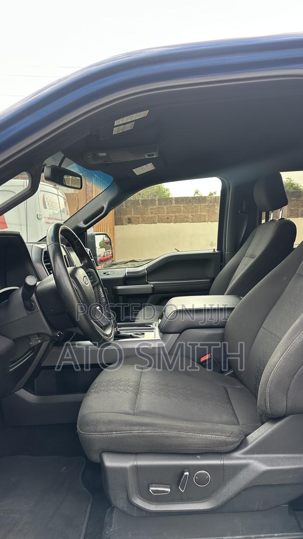 Ford F-150 2018 Blue