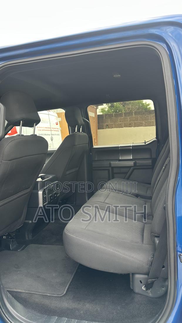Ford F-150 2018 Blue