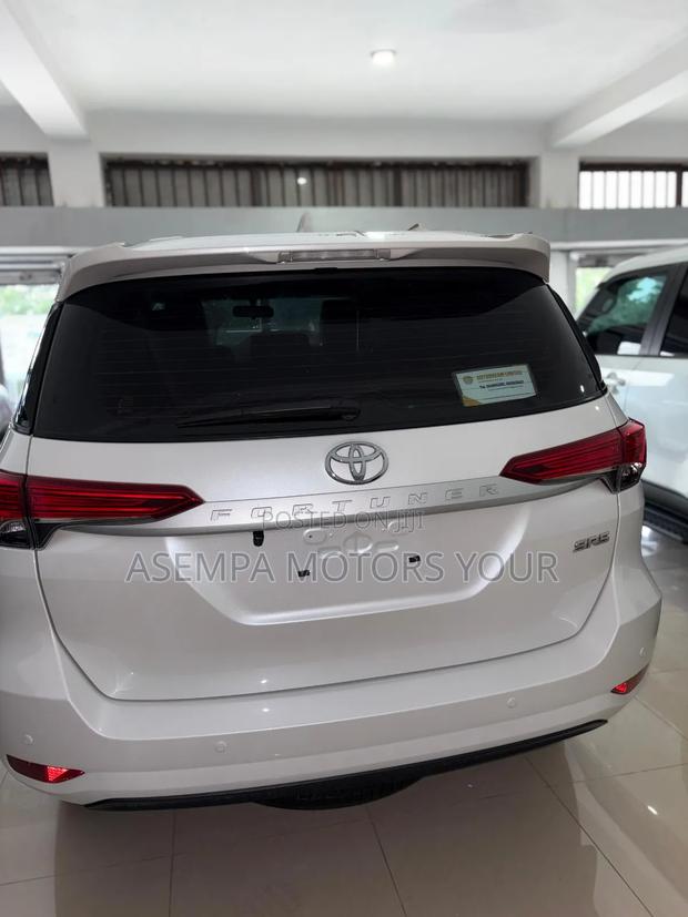New Toyota Fortuner 2025 White