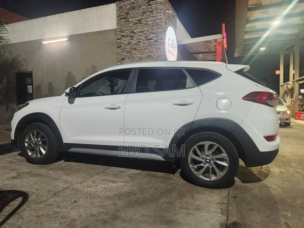 Hyundai Tucson Eco AWD 2017 White