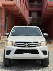 Toyota Hilux 2018 White for sale