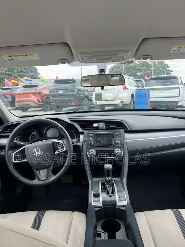 Honda Civic 2016 White