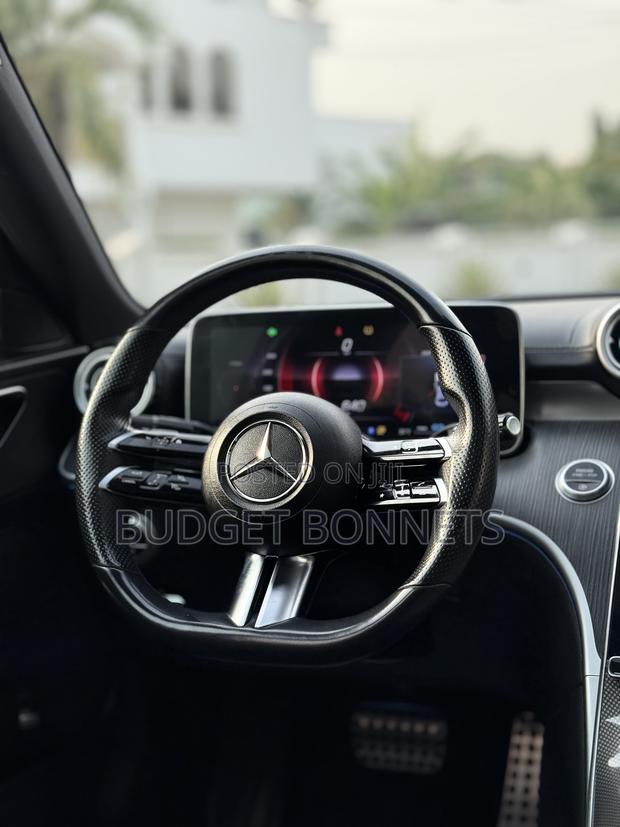 Mercedes-Benz C300 2022 White