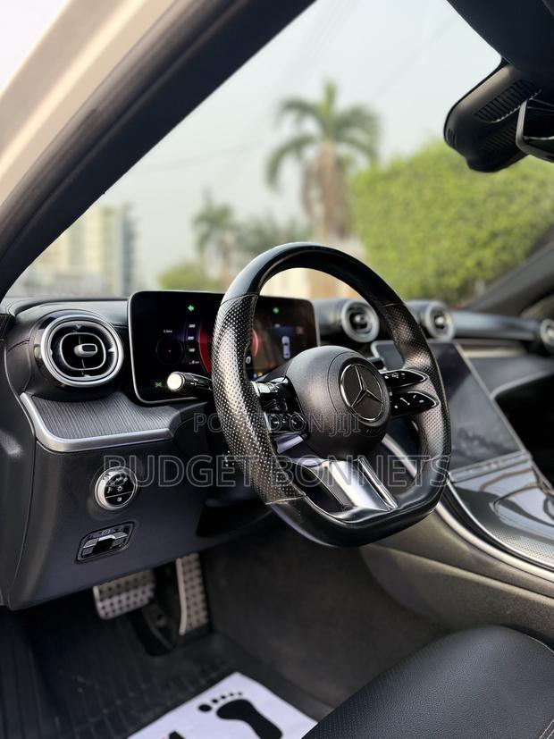 Mercedes-Benz C300 2022 White