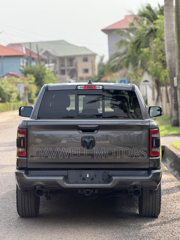 Dodge RAM 2024 Gray